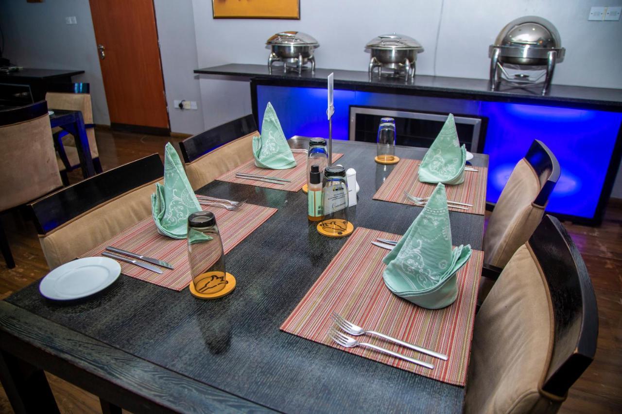 Airside Hotel Accra Ngoại thất bức ảnh