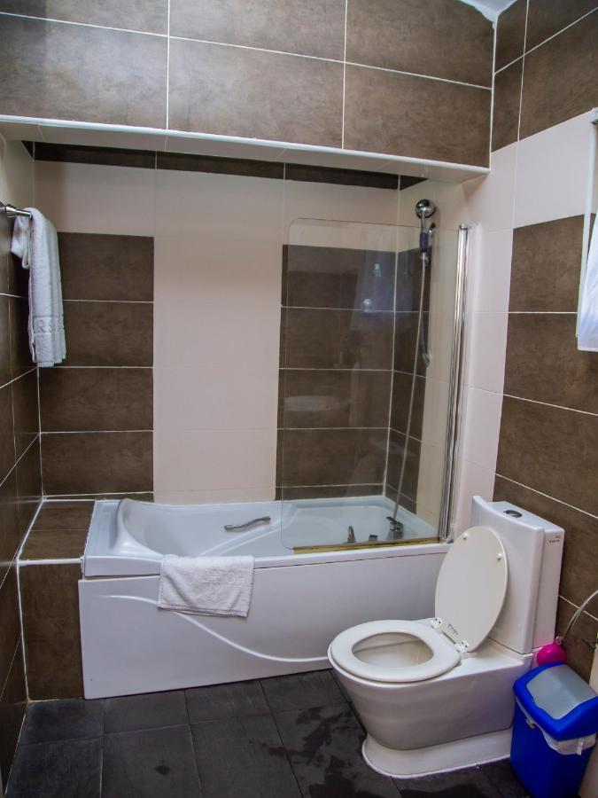 Airside Hotel Accra Ngoại thất bức ảnh