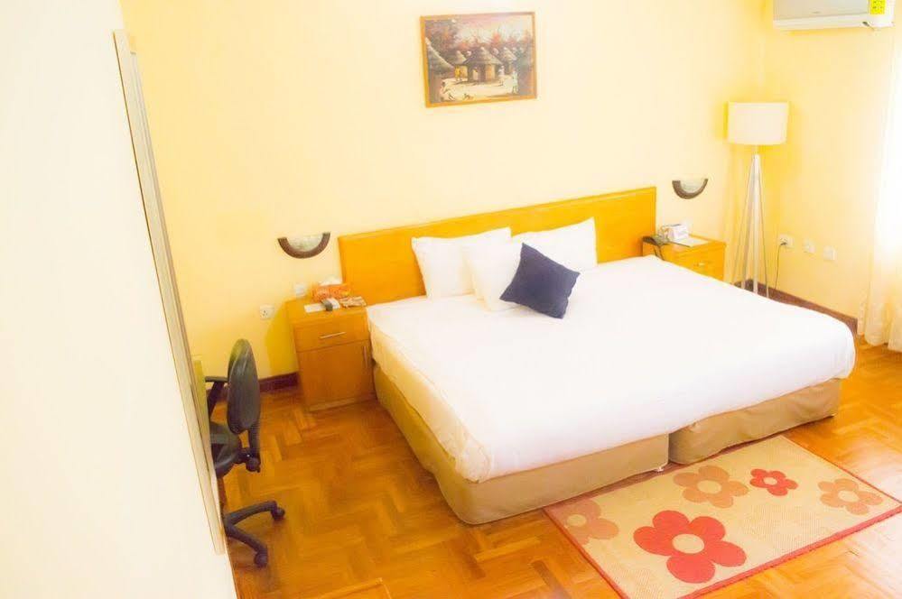 Airside Hotel Accra Ngoại thất bức ảnh